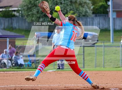 Thumbnail 3 in DeSoto Central vs. South Panola photogallery.