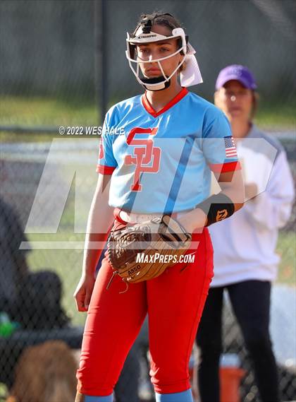 Thumbnail 3 in DeSoto Central vs. South Panola photogallery.