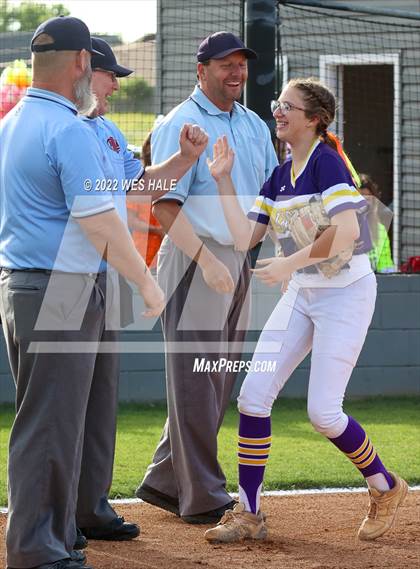 Thumbnail 1 in DeSoto Central vs. South Panola photogallery.
