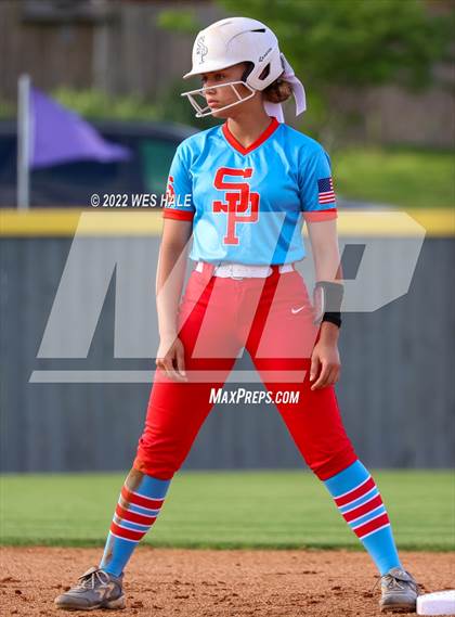 Thumbnail 1 in DeSoto Central vs. South Panola photogallery.