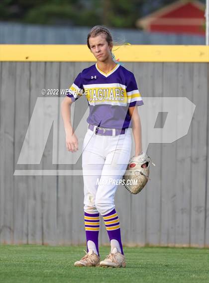 Thumbnail 1 in DeSoto Central vs. South Panola photogallery.