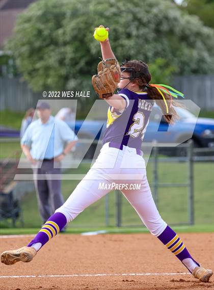 Thumbnail 1 in DeSoto Central vs. South Panola photogallery.