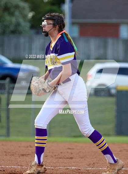 Thumbnail 3 in DeSoto Central vs. South Panola photogallery.