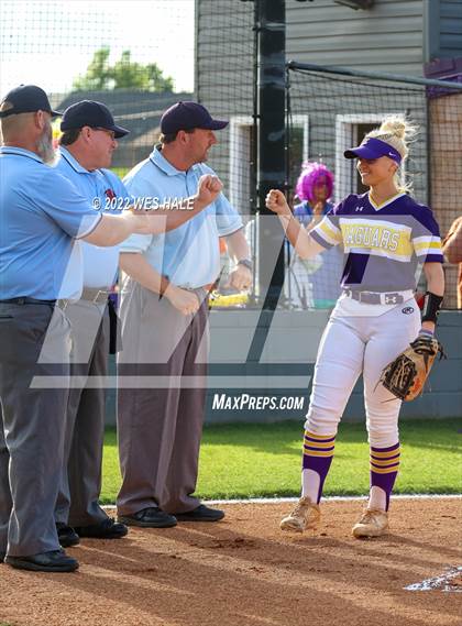 Thumbnail 2 in DeSoto Central vs. South Panola photogallery.