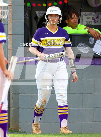 Thumbnail 1 in DeSoto Central vs. South Panola photogallery.