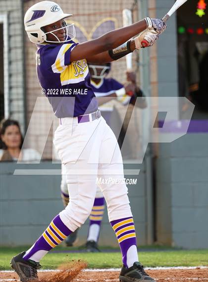 Thumbnail 2 in DeSoto Central vs. South Panola photogallery.