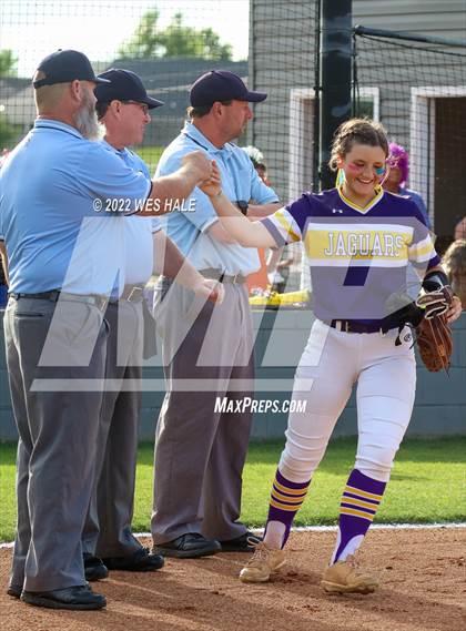Thumbnail 1 in DeSoto Central vs. South Panola photogallery.