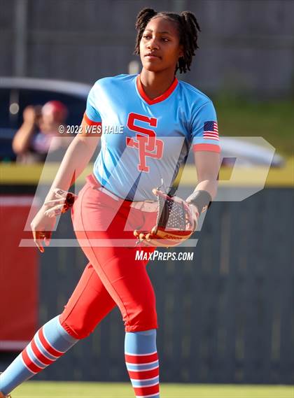 Thumbnail 2 in DeSoto Central vs. South Panola photogallery.