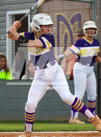 Thumbnail 2 in DeSoto Central vs. South Panola photogallery.