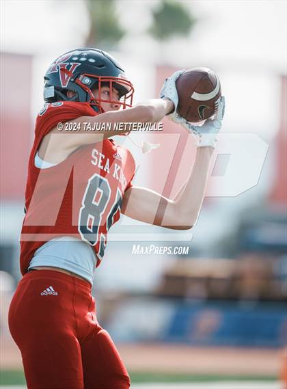 Thumbnail 3 in Twelve Bridges @ Palos Verdes (DIVISION 2–A State Final) photogallery.