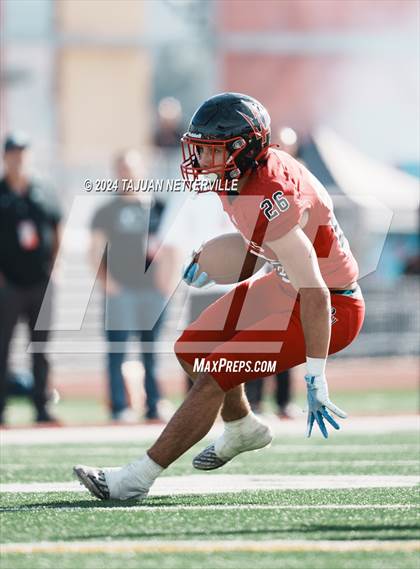 Thumbnail 2 in Twelve Bridges @ Palos Verdes (DIVISION 2–A State Final) photogallery.