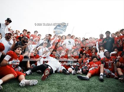 Thumbnail 1 in Twelve Bridges @ Palos Verdes (DIVISION 2–A State Final) photogallery.