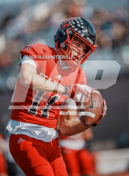 Thumbnail 1 in Twelve Bridges @ Palos Verdes (DIVISION 2–A State Final) photogallery.