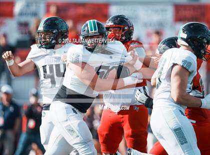 Thumbnail 2 in Twelve Bridges @ Palos Verdes (DIVISION 2–A State Final) photogallery.