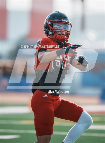 Thumbnail 2 in Twelve Bridges @ Palos Verdes (DIVISION 2–A State Final) photogallery.