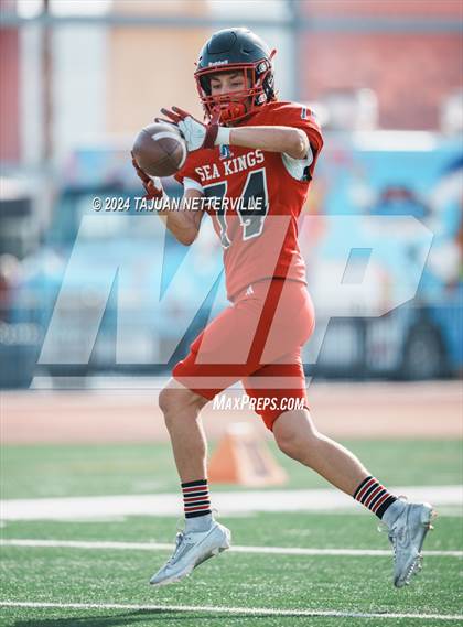 Thumbnail 2 in Twelve Bridges @ Palos Verdes (DIVISION 2–A State Final) photogallery.