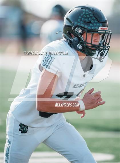Thumbnail 1 in Twelve Bridges @ Palos Verdes (DIVISION 2–A State Final) photogallery.