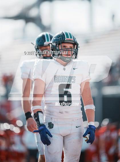 Thumbnail 1 in Twelve Bridges @ Palos Verdes (DIVISION 2–A State Final) photogallery.