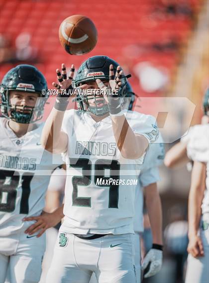 Thumbnail 3 in Twelve Bridges @ Palos Verdes (DIVISION 2–A State Final) photogallery.