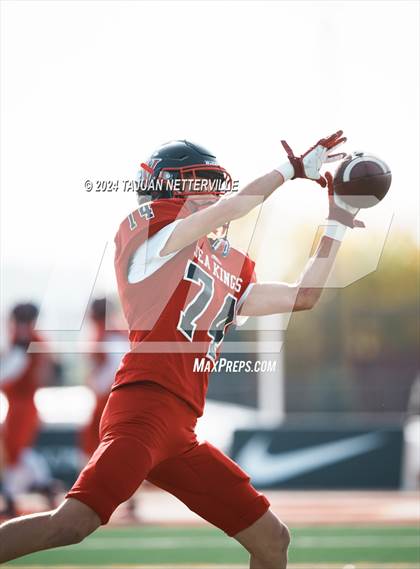 Thumbnail 1 in Twelve Bridges @ Palos Verdes (DIVISION 2–A State Final) photogallery.