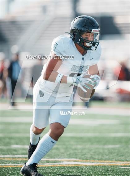 Thumbnail 3 in Twelve Bridges @ Palos Verdes (DIVISION 2–A State Final) photogallery.