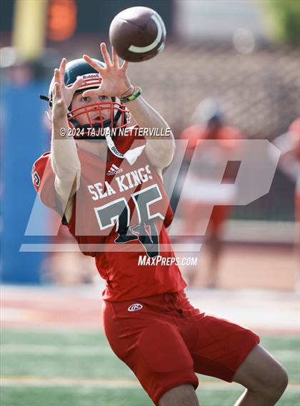 Thumbnail 3 in Twelve Bridges @ Palos Verdes (DIVISION 2–A State Final) photogallery.