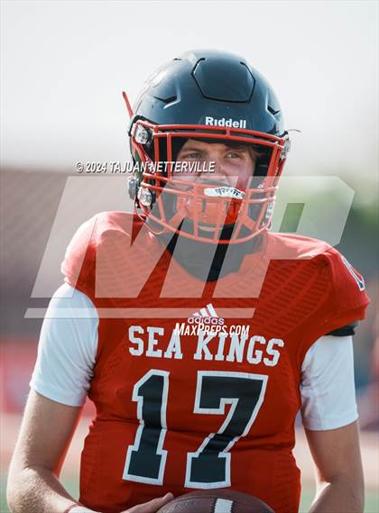 Thumbnail 2 in Twelve Bridges @ Palos Verdes (DIVISION 2–A State Final) photogallery.