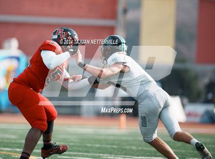 Thumbnail 3 in Twelve Bridges @ Palos Verdes (DIVISION 2–A State Final) photogallery.