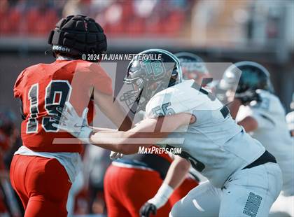 Thumbnail 2 in Twelve Bridges @ Palos Verdes (DIVISION 2–A State Final) photogallery.