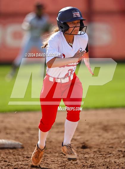 Thumbnail 2 in Northside vs. Windsor photogallery.