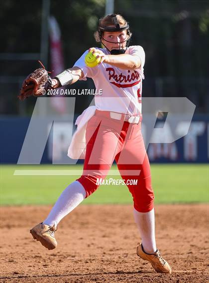 Thumbnail 2 in Northside vs. Windsor photogallery.