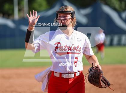 Thumbnail 2 in Northside vs. Windsor photogallery.