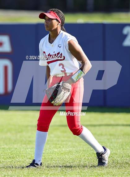 Thumbnail 1 in Northside vs. Windsor photogallery.