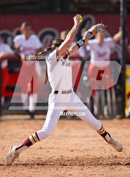 Thumbnail 2 in Northside vs. Windsor photogallery.