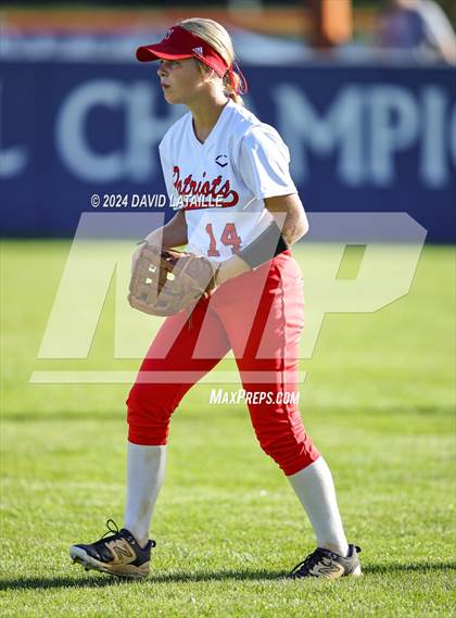 Thumbnail 2 in Northside vs. Windsor photogallery.