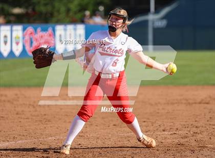 Thumbnail 2 in Northside vs. Windsor photogallery.