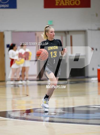 Thumbnail 1 in Union vs. Judge Memorial(UHSAA 3A 2nd Round Playoff) photogallery.