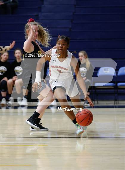 Thumbnail 1 in Union vs. Judge Memorial(UHSAA 3A 2nd Round Playoff) photogallery.