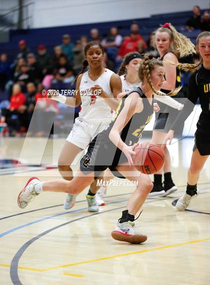Thumbnail 3 in Union vs. Judge Memorial(UHSAA 3A 2nd Round Playoff) photogallery.