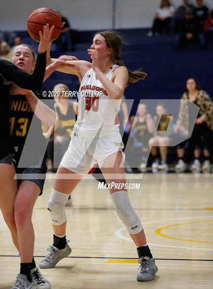 Thumbnail 1 in Union vs. Judge Memorial(UHSAA 3A 2nd Round Playoff) photogallery.