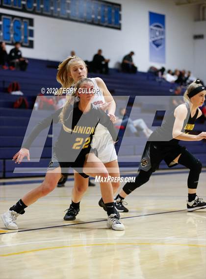 Thumbnail 3 in Union vs. Judge Memorial(UHSAA 3A 2nd Round Playoff) photogallery.