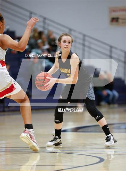 Thumbnail 1 in Union vs. Judge Memorial(UHSAA 3A 2nd Round Playoff) photogallery.