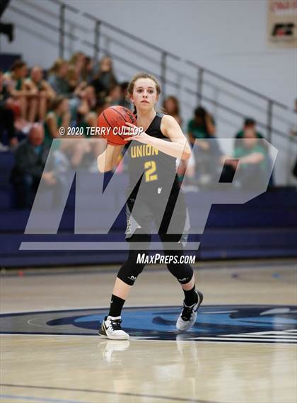 Thumbnail 2 in Union vs. Judge Memorial(UHSAA 3A 2nd Round Playoff) photogallery.