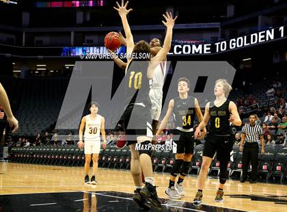 Thumbnail 3 in Whitney vs Del Oro @ Golden 1 Center photogallery.
