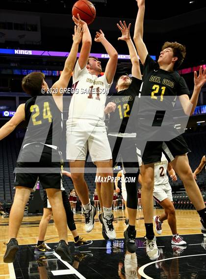 Thumbnail 2 in Whitney vs Del Oro @ Golden 1 Center photogallery.