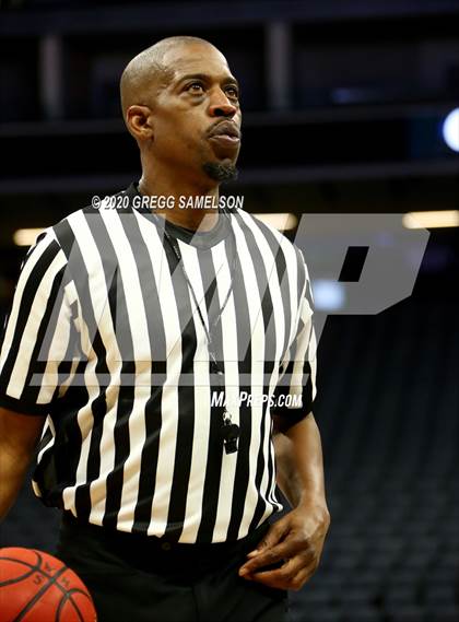 Thumbnail 3 in Whitney vs Del Oro @ Golden 1 Center photogallery.