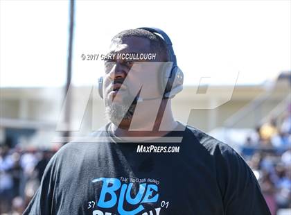Thumbnail 3 in Raines @ Ribault photogallery.