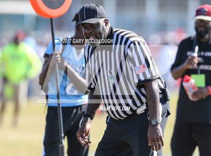 Thumbnail 3 in Raines @ Ribault photogallery.