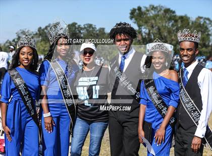 Thumbnail 2 in Raines @ Ribault photogallery.