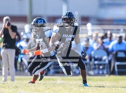 Thumbnail 3 in Raines @ Ribault photogallery.